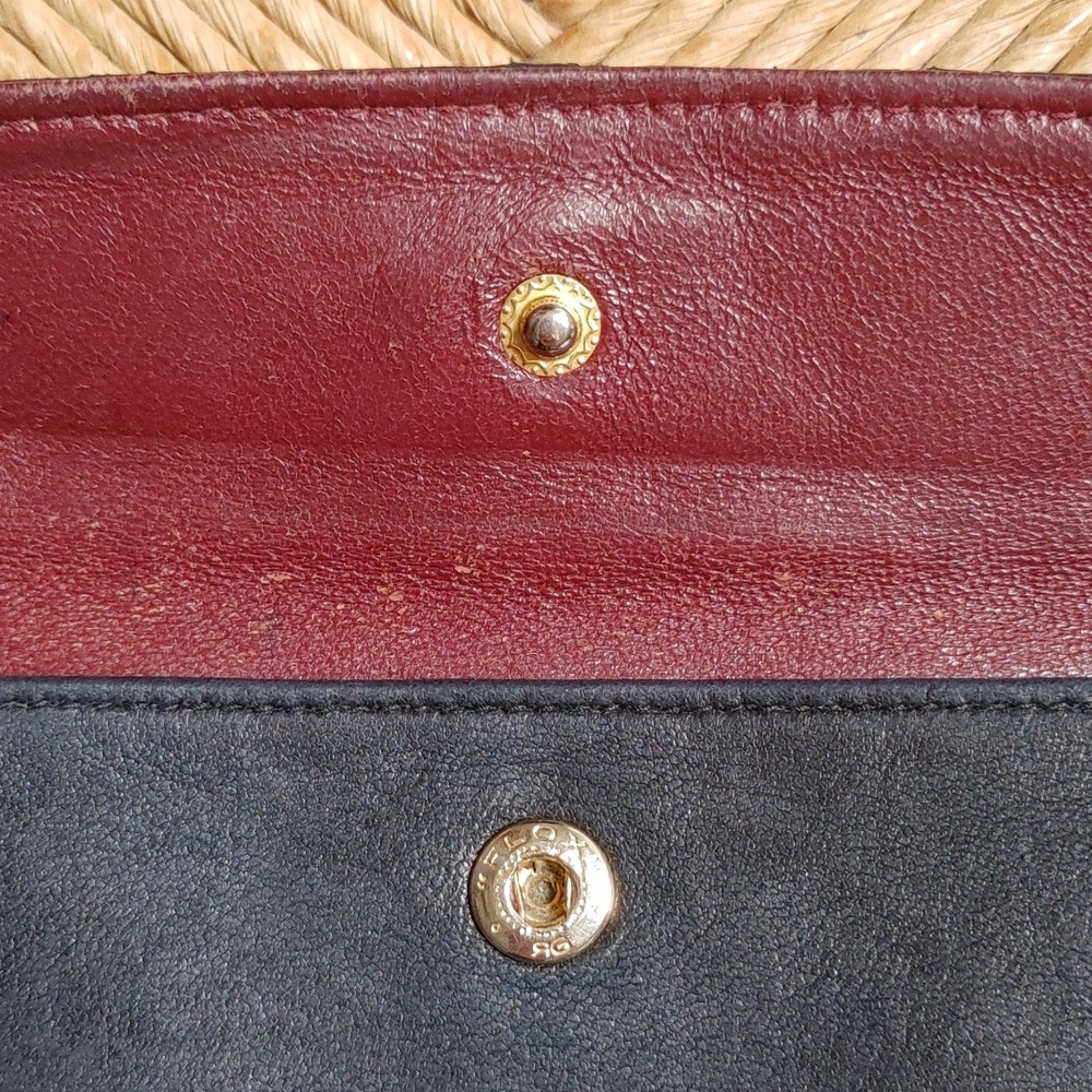 Vintage CHANEL Navy Quilted Leather Wallet - Picture 10 of 17